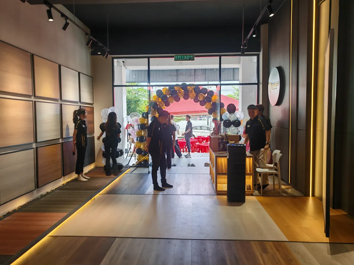 Balakong Showroom Floor Selection